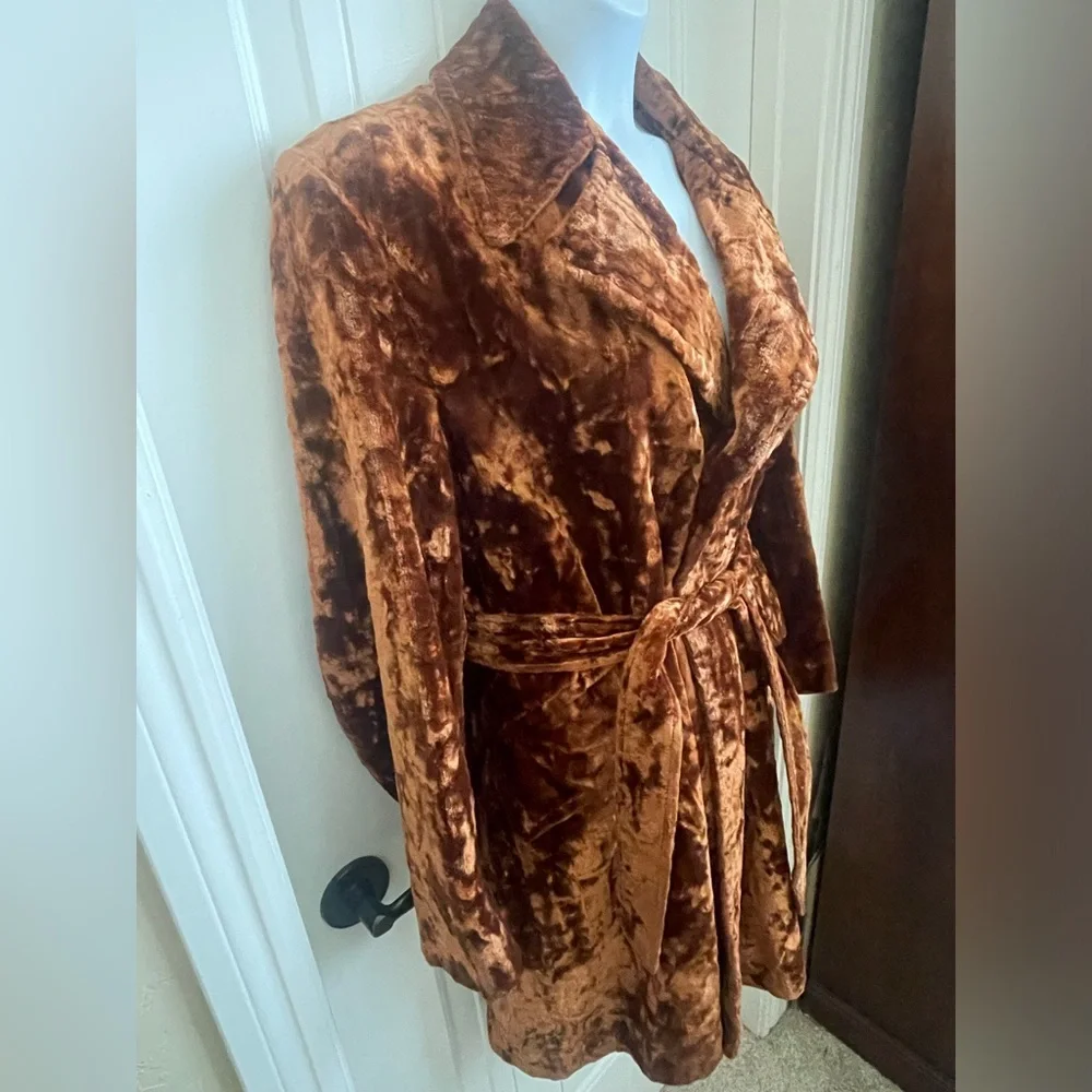 Vintage 70's Crushed Velvet Unisex Mod Midi Coat by Vibes, Campus, Size 42 - Picture 3 of 13